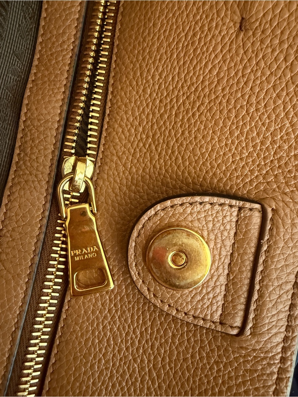 Prada Large Shoulder Bag Vitello Phenix Caramel Leather Tote - Picture 10 of 10